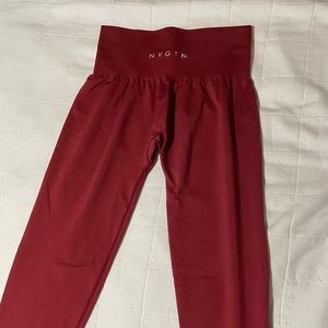 NVGTN LEGGINGS! Red